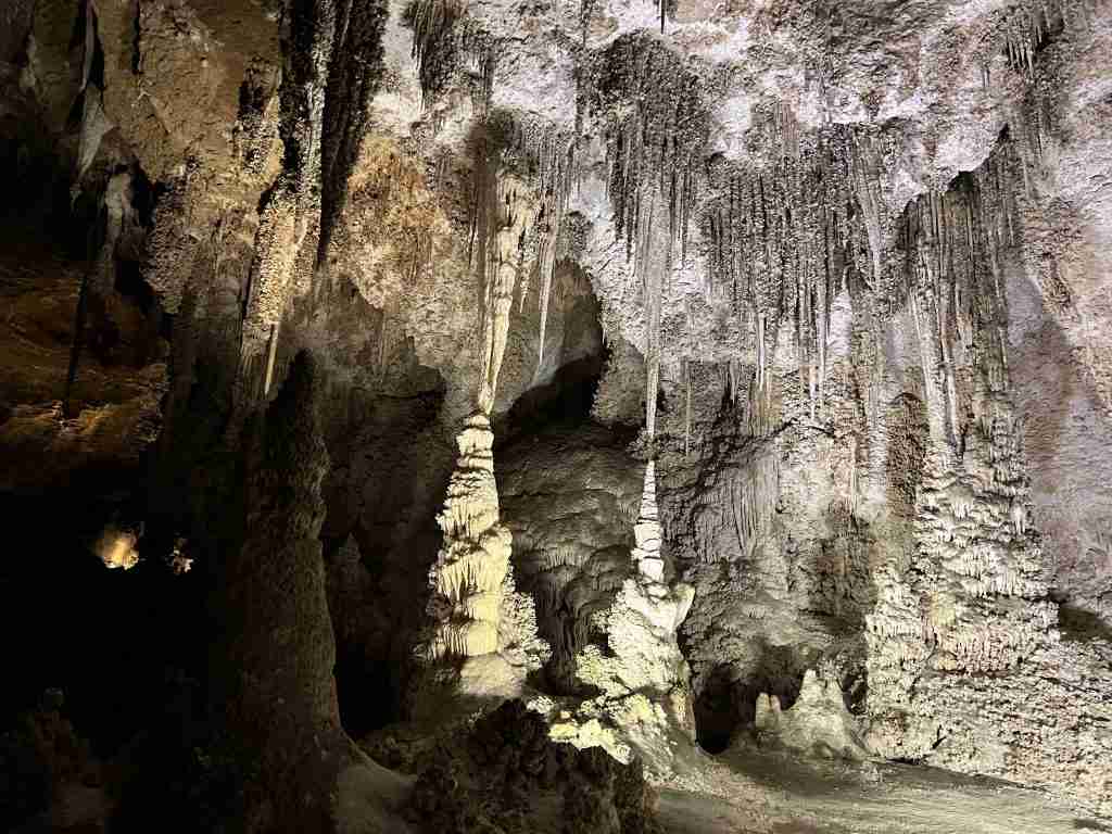 Big Room Trail cave decorations