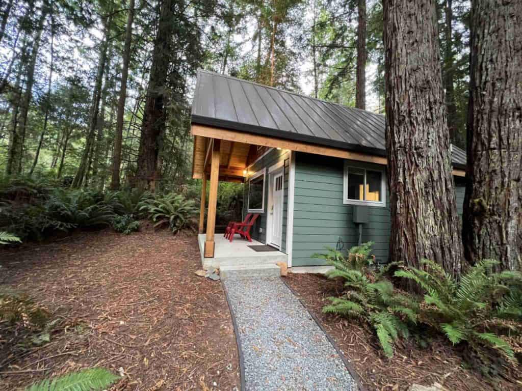 Cabin near Jedediah Smith Redwoods State Park