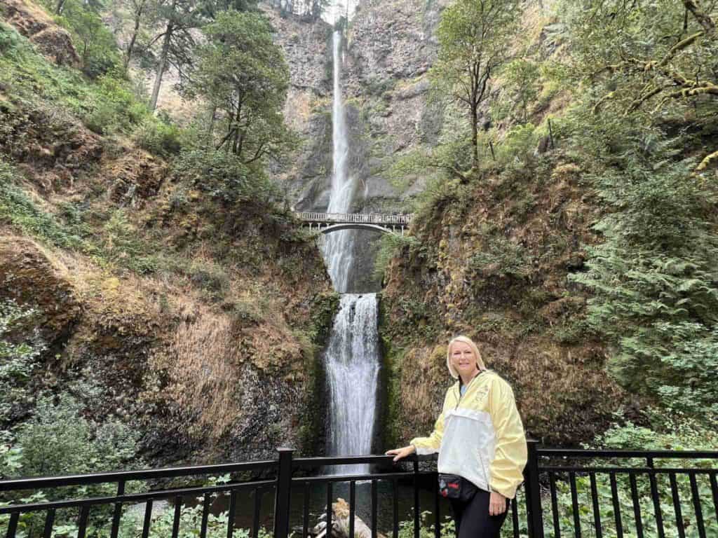 Multnomah Falls along Columbia River Gorge