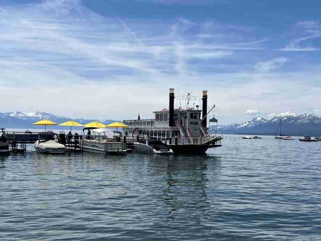Tahoe Girl cruise ship at Lake Tahoe.
