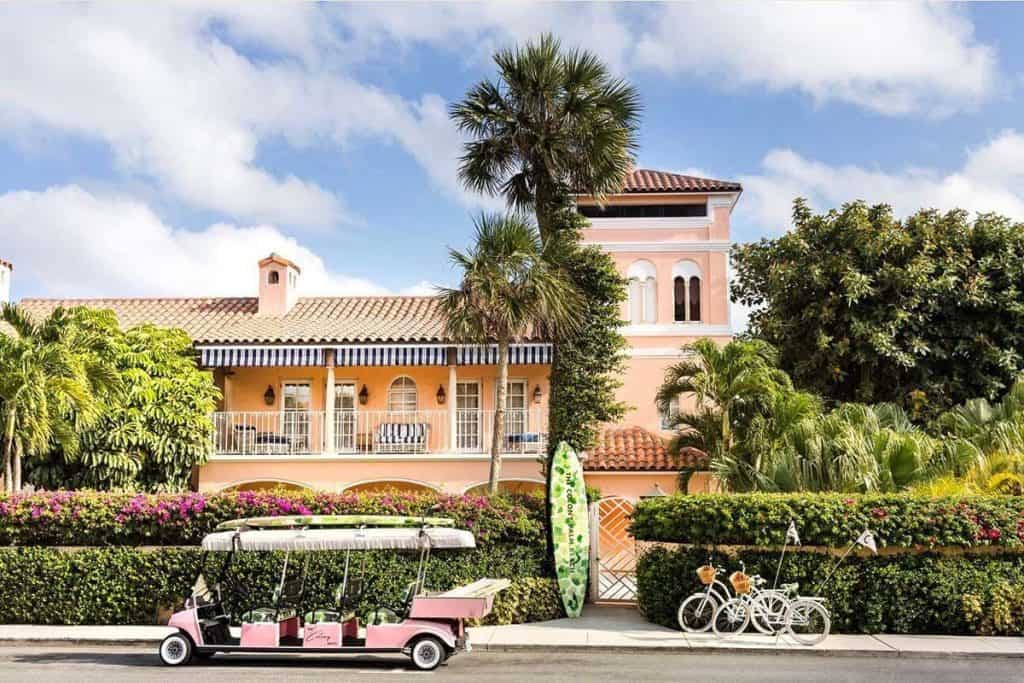 Barbie-inspired pink hotel, The Colony Hotel Palm Beach