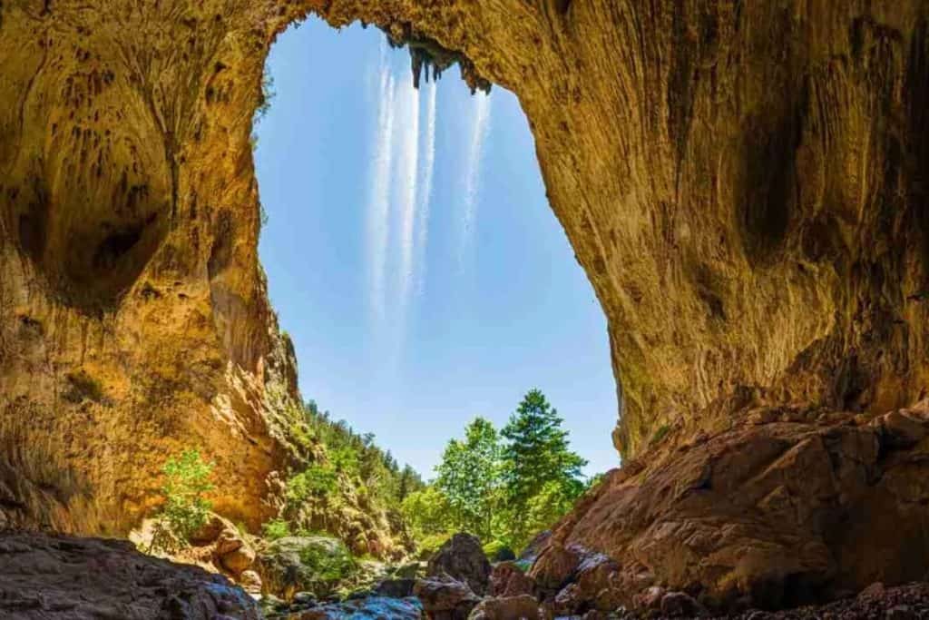 Arizona state parks - Tonto Natural Bridge