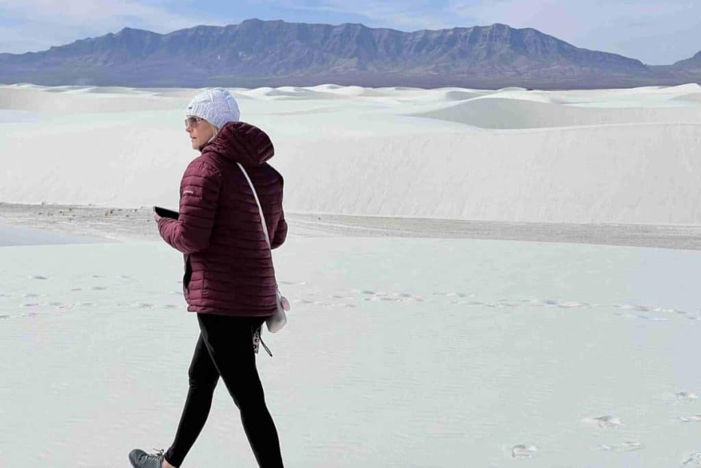 Mountains on the horizon in White Sands National Park