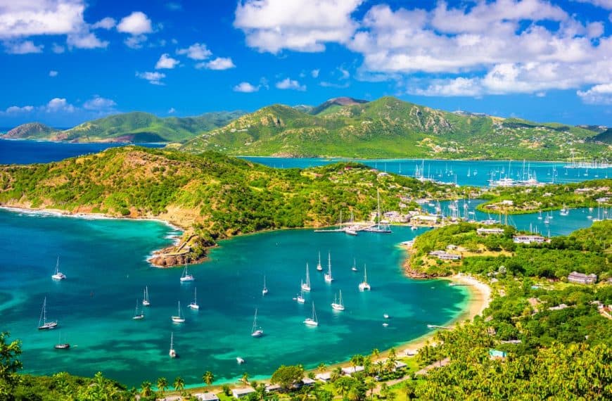 Areas with Caribbean resorts - Antigua and Barbuda