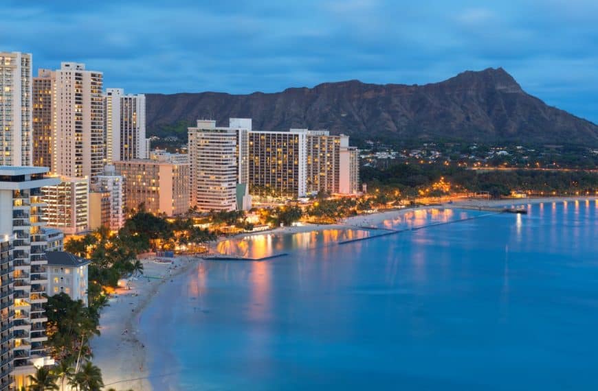 Honolulu, Hawaii at night