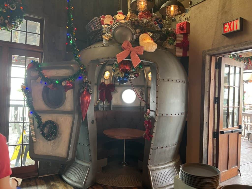 Most coveted seat in Jock Lindsey's Hangar Bar is the diving bell