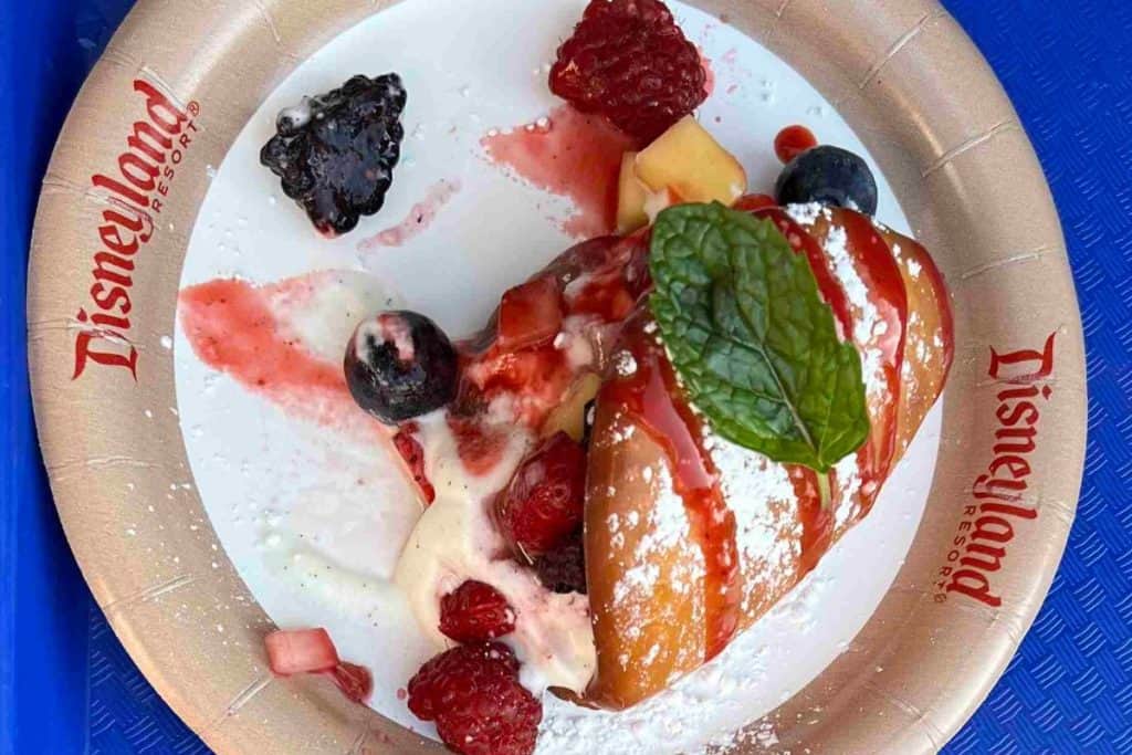Disneyland at Christmas - Bao Bun with Seasonal Fruit