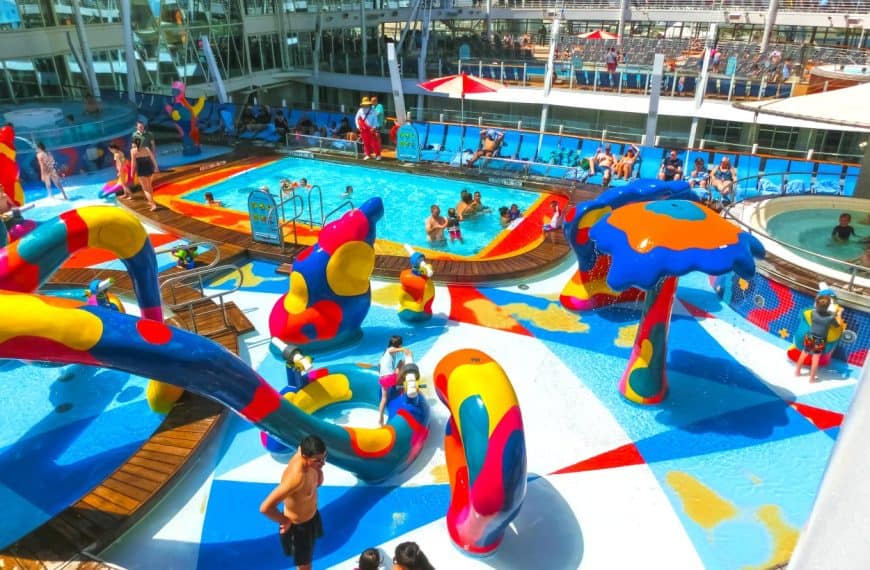 cruises for kids - ship with a water park