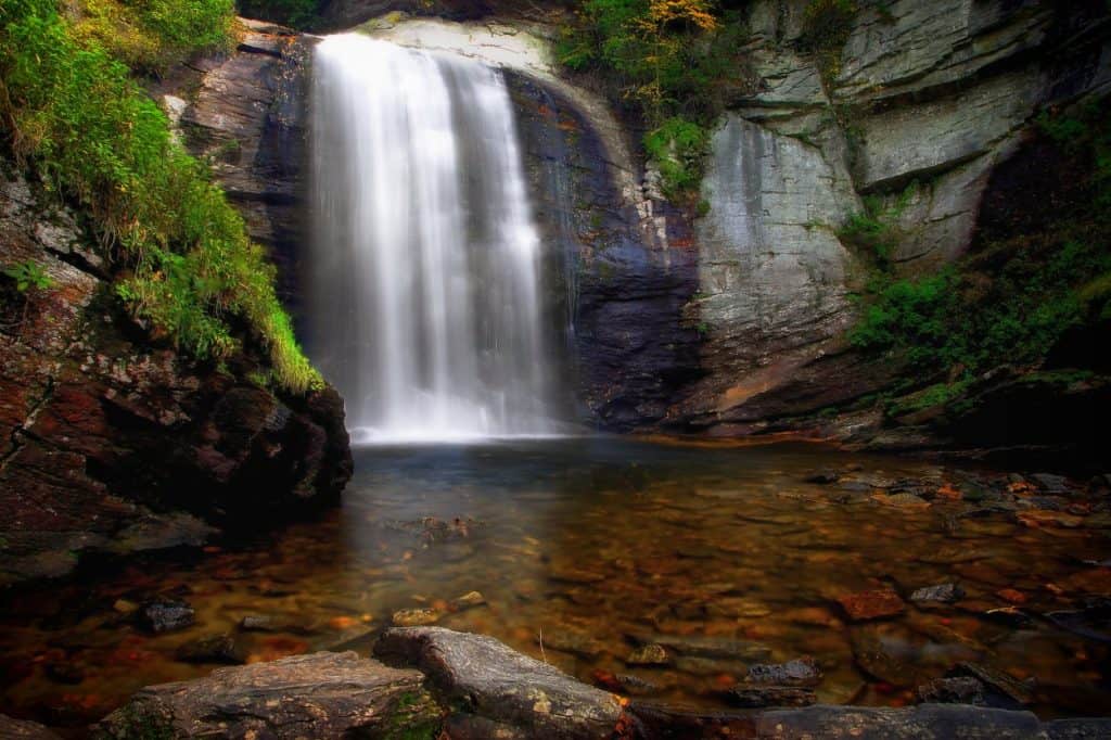 waterfalls on the east coast - Looking Glass Falls