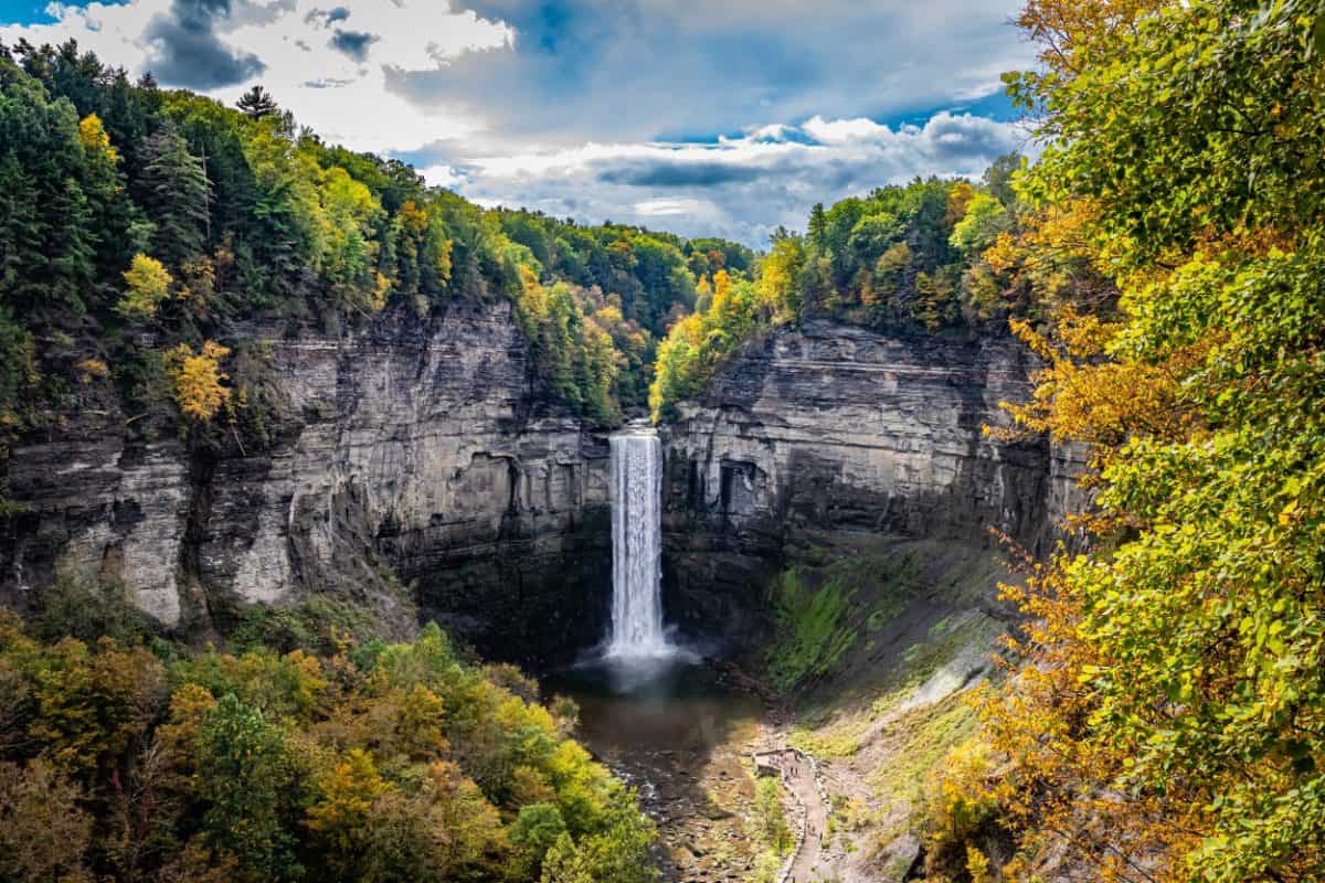 waterfalls on the east coast - Taughannock Falls