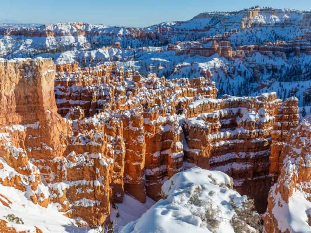 Snow covers hoodoos in Bryce Canyon